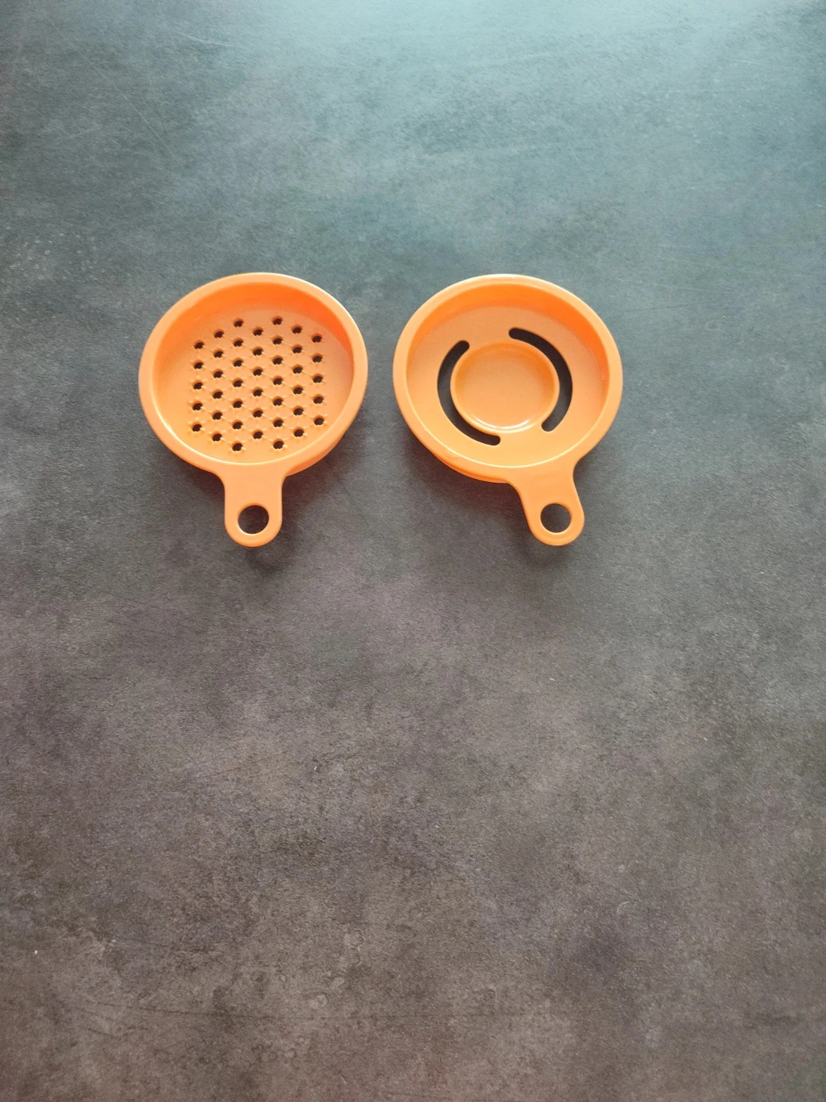 Presse agrumes tupperware